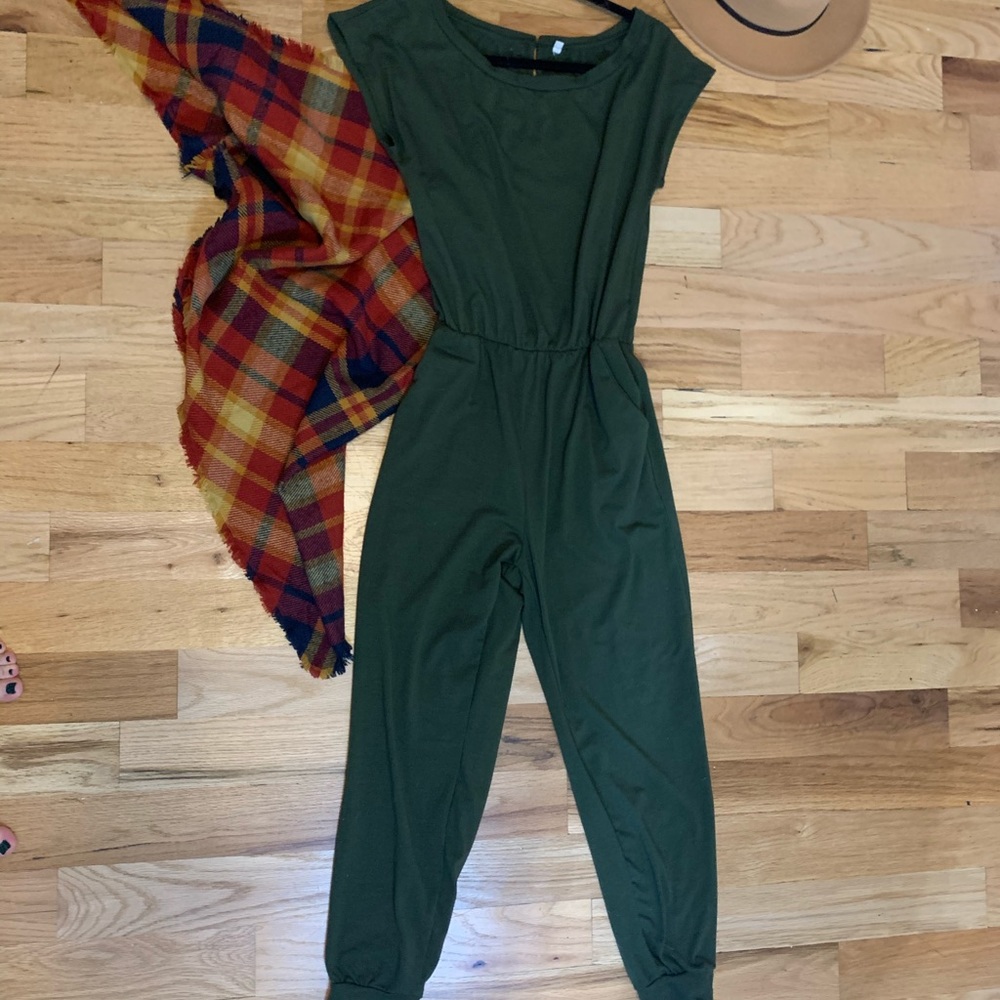 Jump suit
